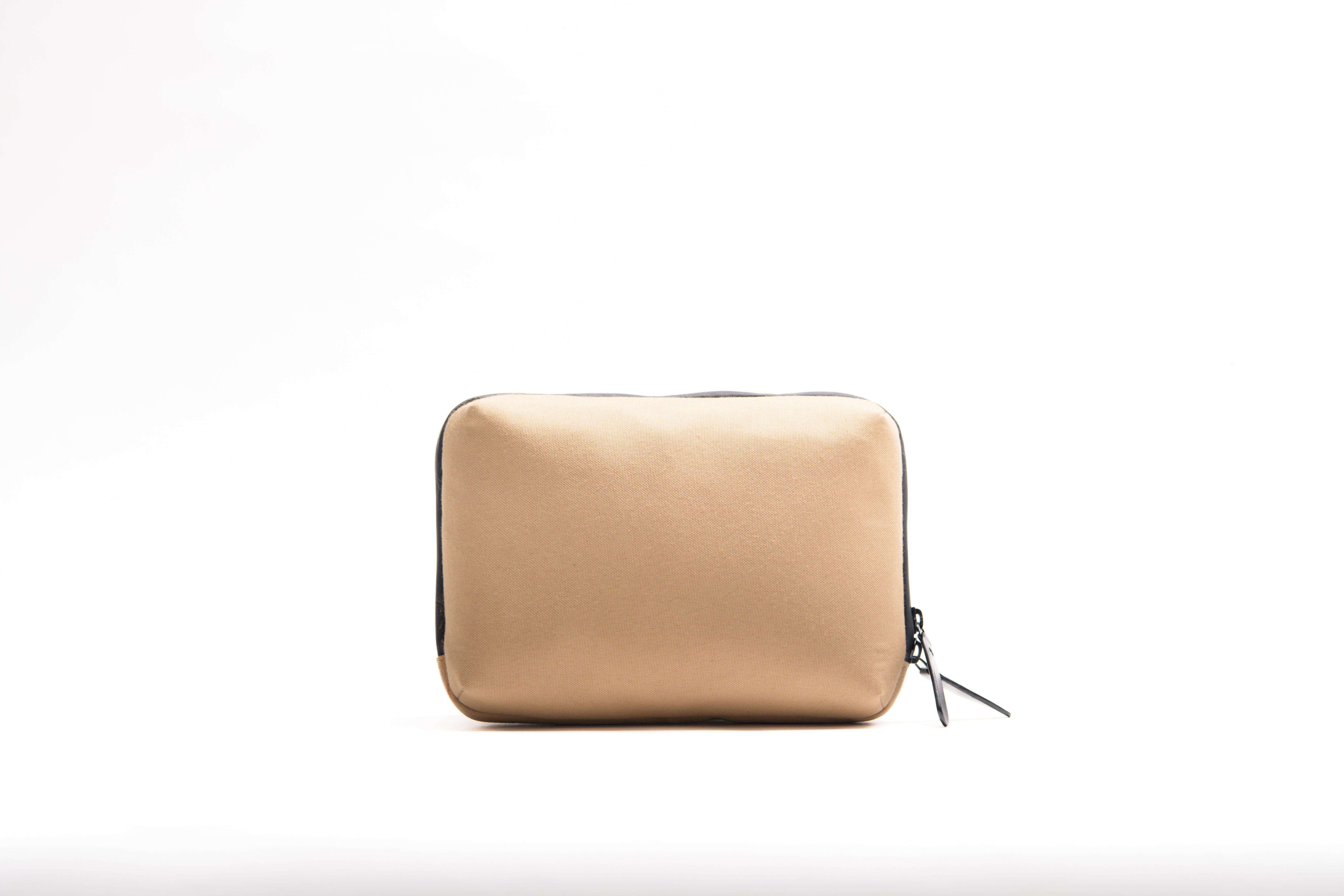 Sage Dopp Kit (Beige)